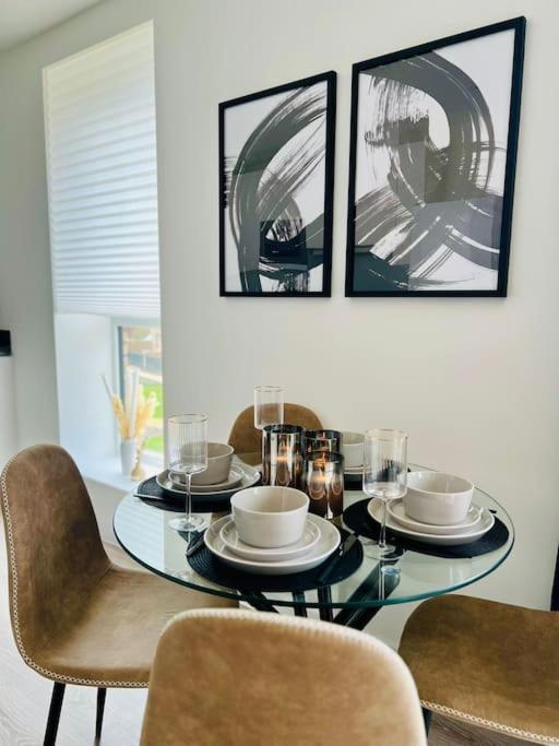 Hessian Lounge -Wyndale- Central 2Br W/Parking Birmingham Esterno foto