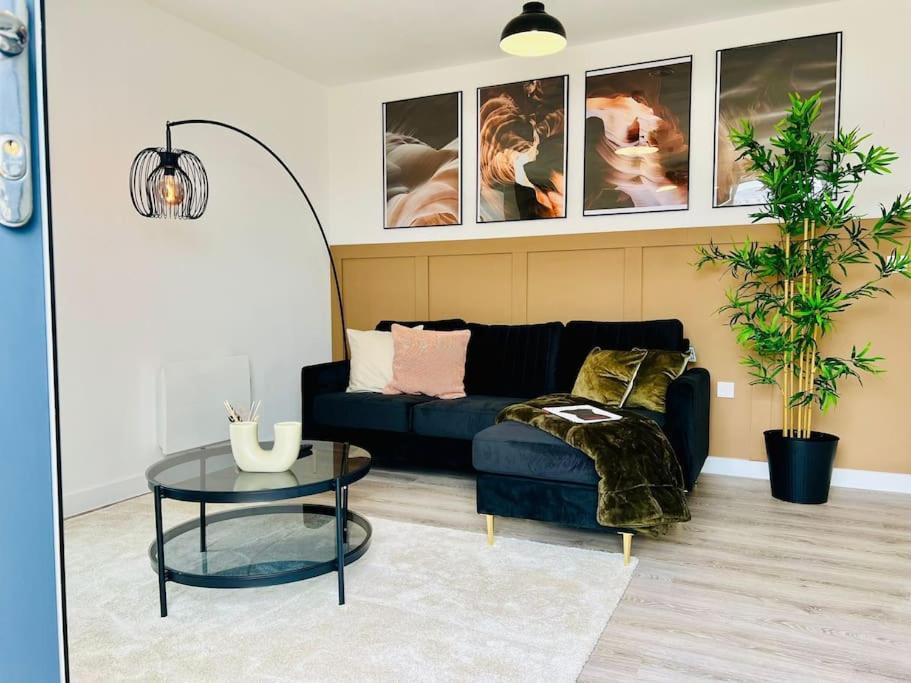 Hessian Lounge -Wyndale- Central 2Br W/Parking Birmingham Esterno foto