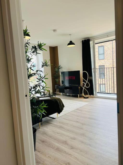 Hessian Lounge -Wyndale- Central 2Br W/Parking Birmingham Esterno foto