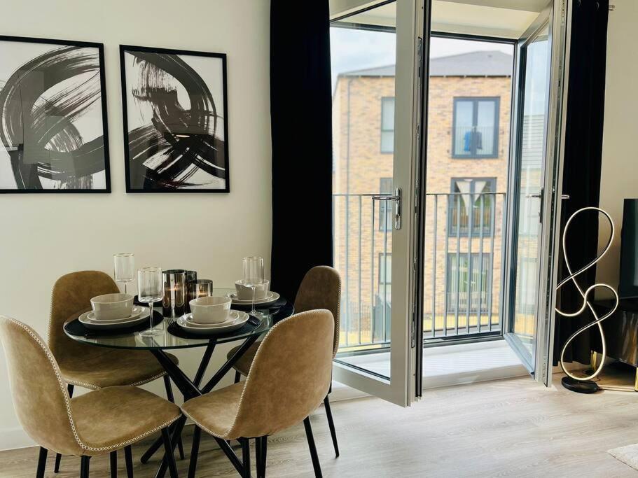 Hessian Lounge -Wyndale- Central 2Br W/Parking Birmingham Esterno foto